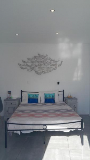 Amazing Room on the Cliff